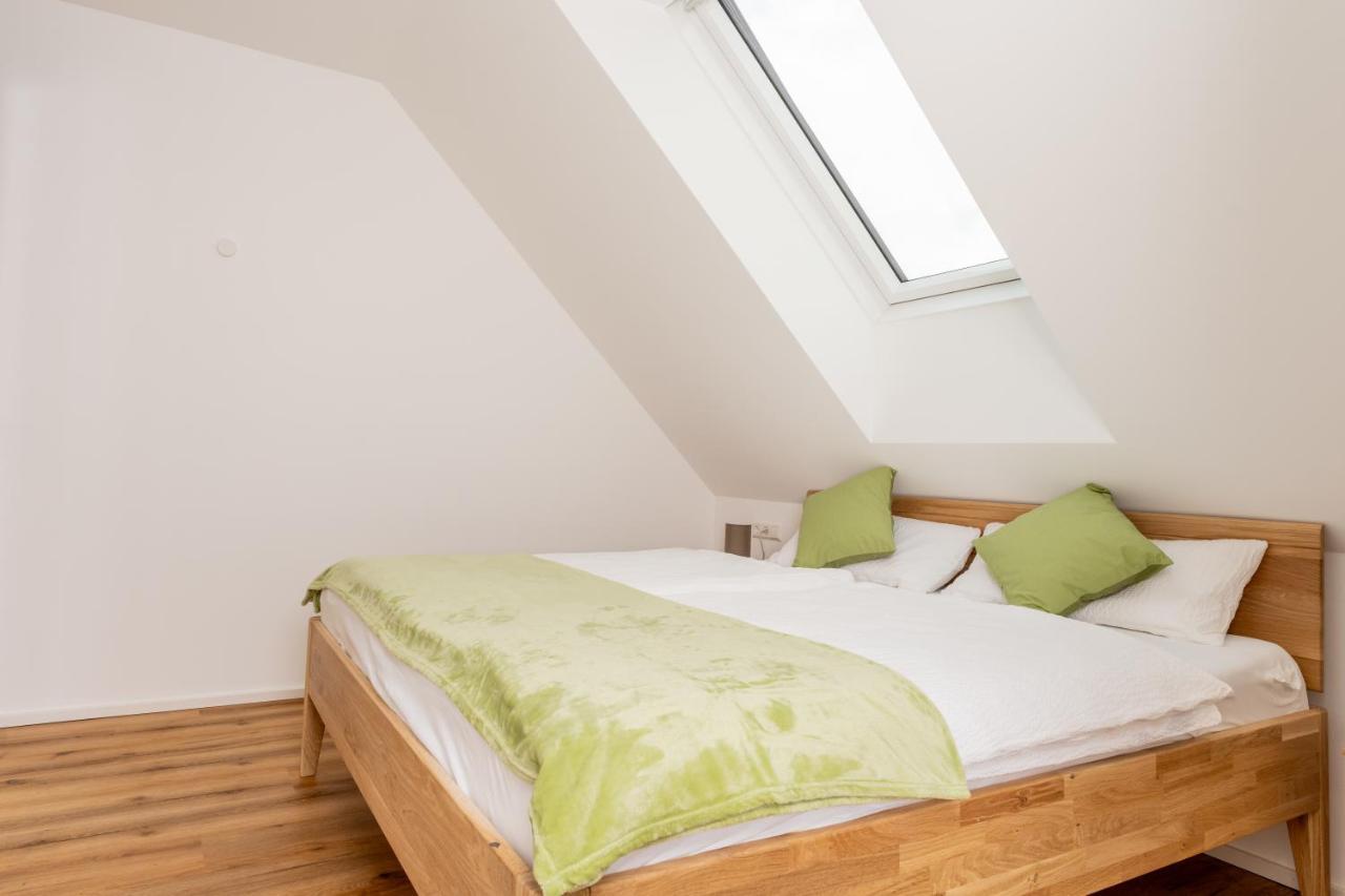 Hartl Apartment